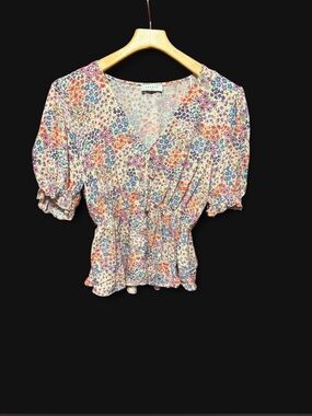 Papaya Multi-Color Floral V-Neck Peplum Blouse